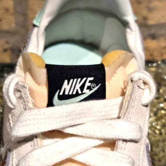 Nike Waffle Trainer 2 GS 'White Mint Copper Youth Sz 6Y #DC6477 102 - Picture 5 of 8